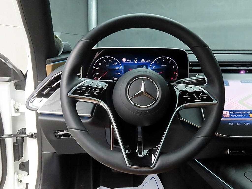 벤츠 E 클래스 E-클래스 W214 E200 아방가르드 이미지 9