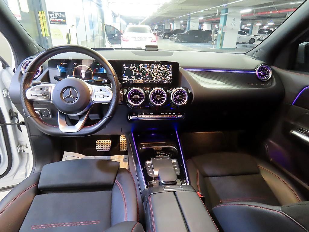 벤츠 GLA 클래스 GLA클래스 H247 GLA45 AMG 4MATIC + 이미지 10