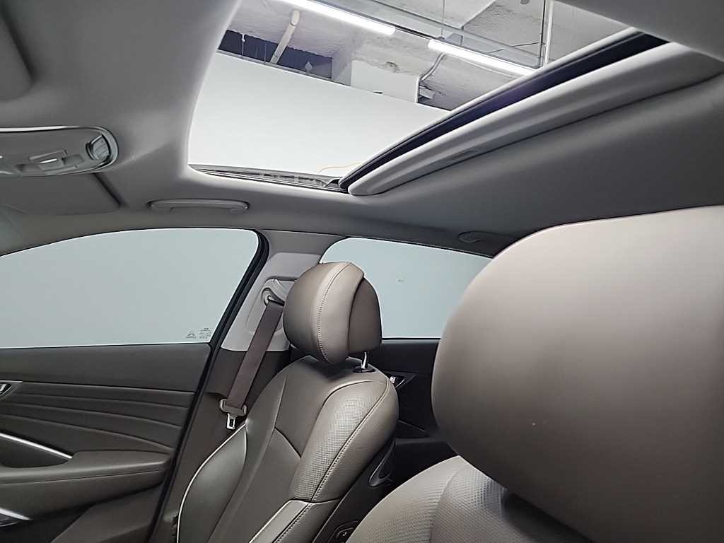 기아 K9 더 K9 3.8 GDI AWD 플래티넘Ⅰ 이미지 16