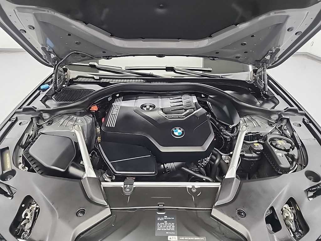 BMW 5시리즈 5시리즈 (G30) 520i 럭셔리 이미지 5