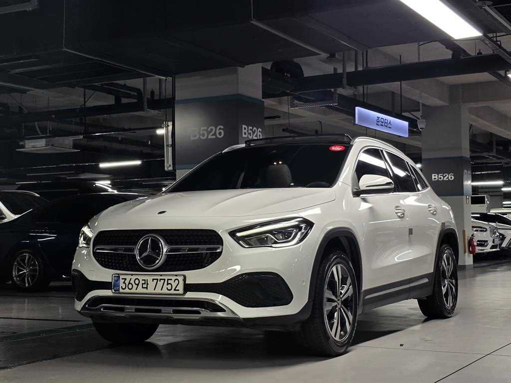 벤츠 GLA 클래스 GLA클래스 H247 GLA220 이미지 2