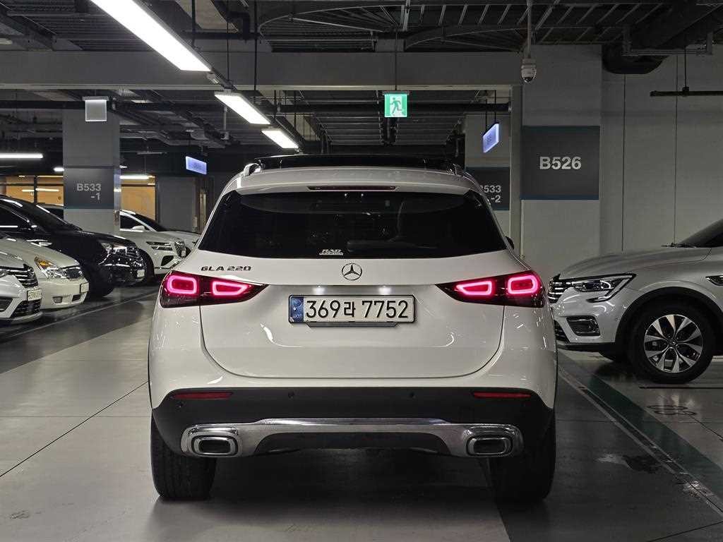 벤츠 GLA 클래스 GLA클래스 H247 GLA220 이미지 4