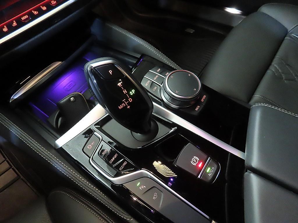 BMW 5시리즈 5시리즈 (G30) 530i M 스포츠 플러스 이미지 12