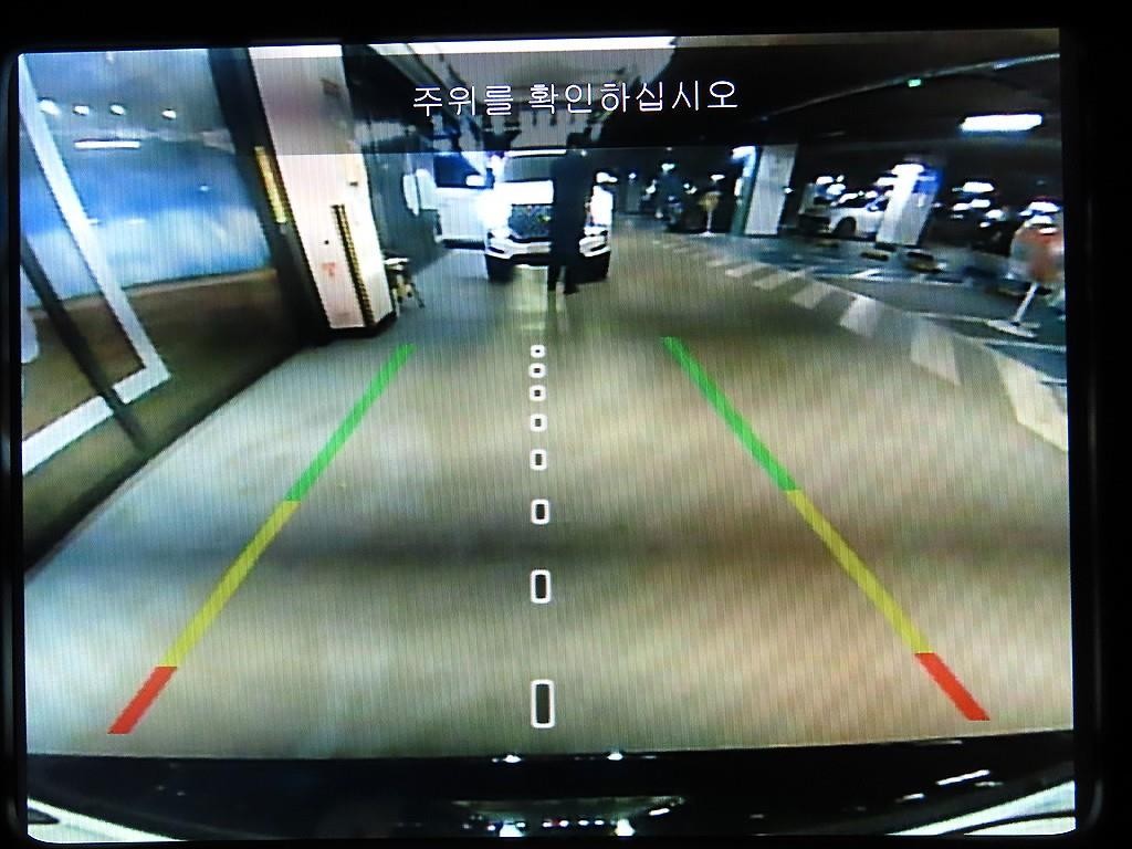 지프 레니게이드 1.6 디젤 리미티드 이미지 14