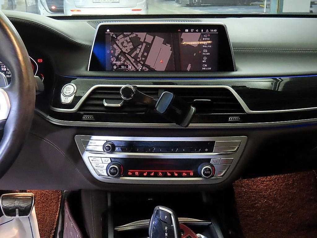 BMW 7시리즈 7시리즈 (G11) 730d xDrive M 스포츠 이미지 11