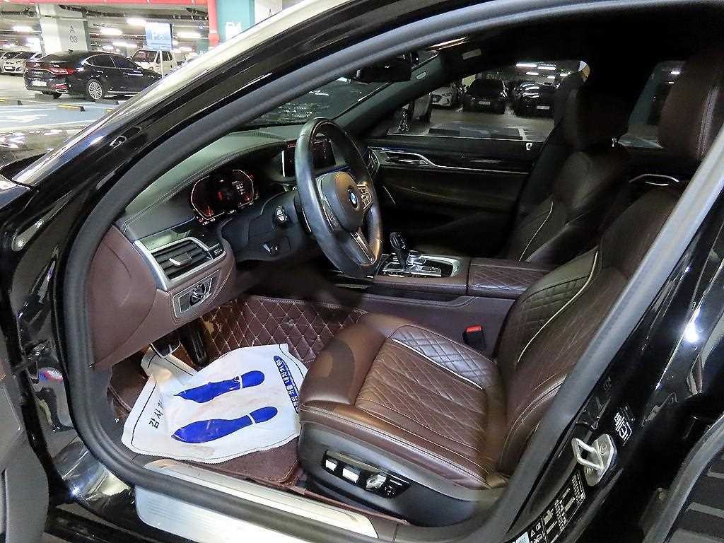 BMW 7시리즈 7시리즈 (G11) 730d xDrive M 스포츠 이미지 6