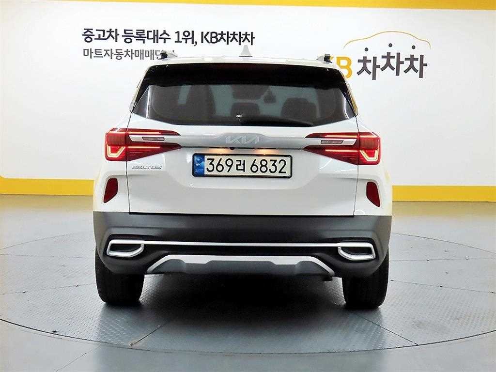 기아 셀토스 가솔린 1.6 터보 2WD 이미지 3