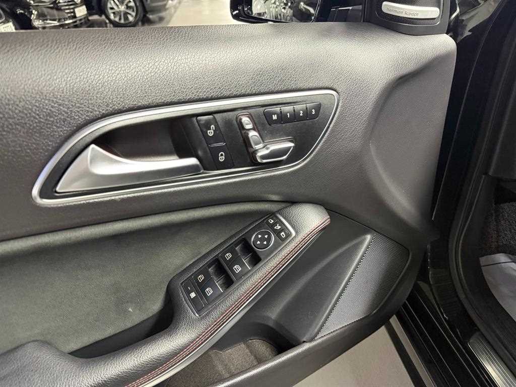 벤츠 A 클래스 A클래스 W176 A45 AMG 4MATIC 이미지 11