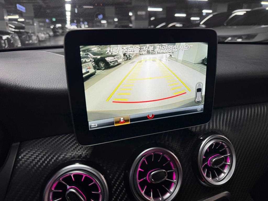 벤츠 A 클래스 A클래스 W176 A45 AMG 4MATIC 이미지 15