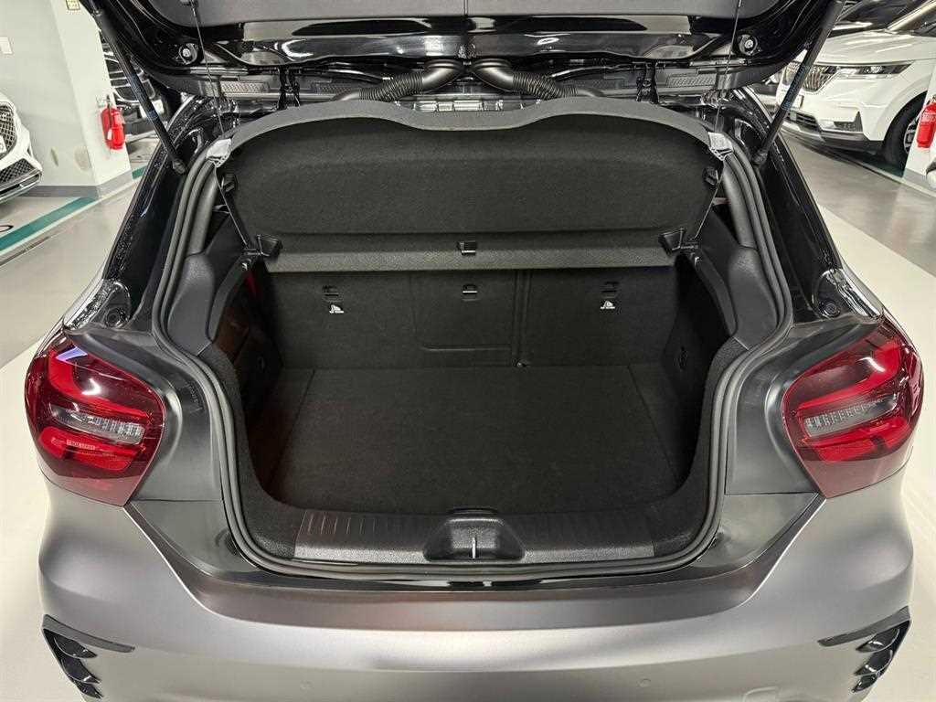 벤츠 A 클래스 A클래스 W176 A45 AMG 4MATIC 이미지 19