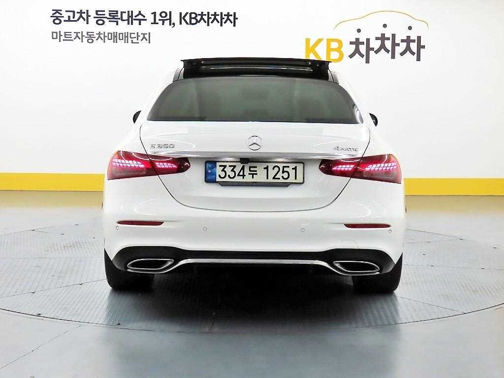 벤츠 E 클래스 E-클래스 W213 E350 4MATIC 아방가르드 이미지 3