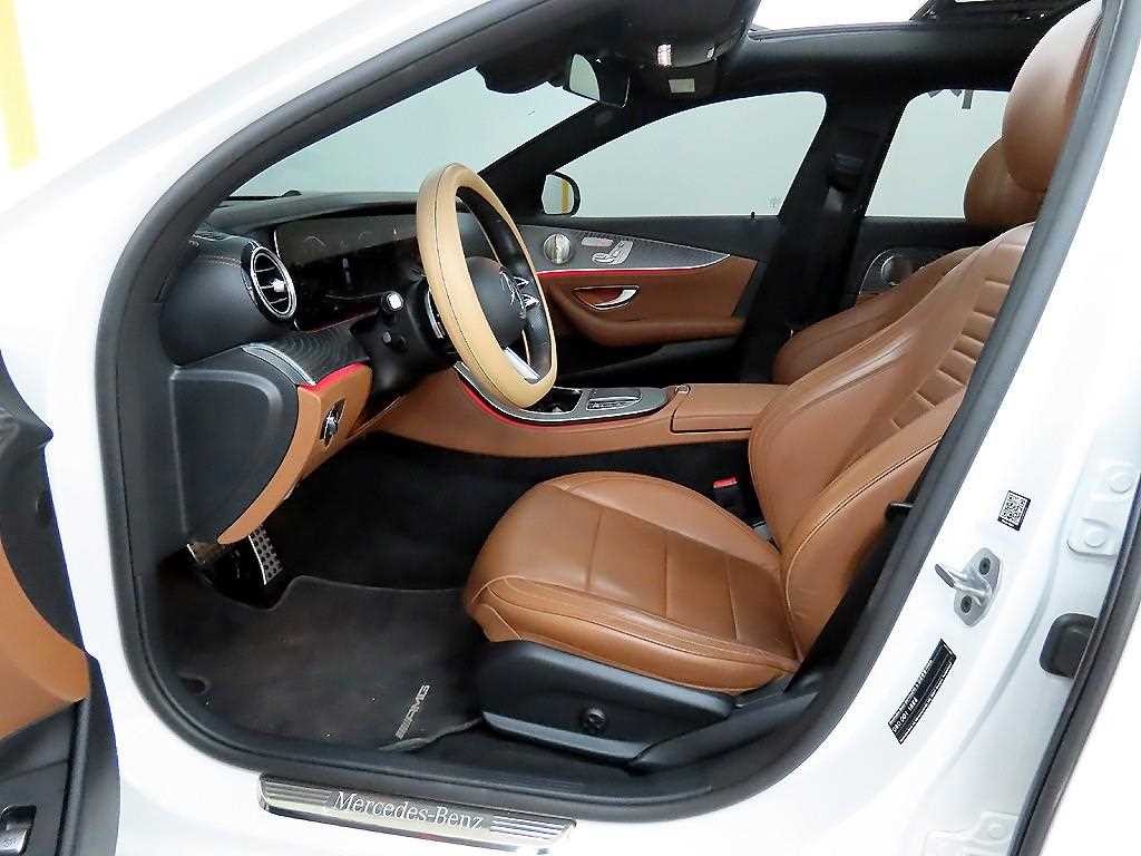 벤츠 E 클래스 E-클래스 W213 E350 4MATIC 아방가르드 이미지 5