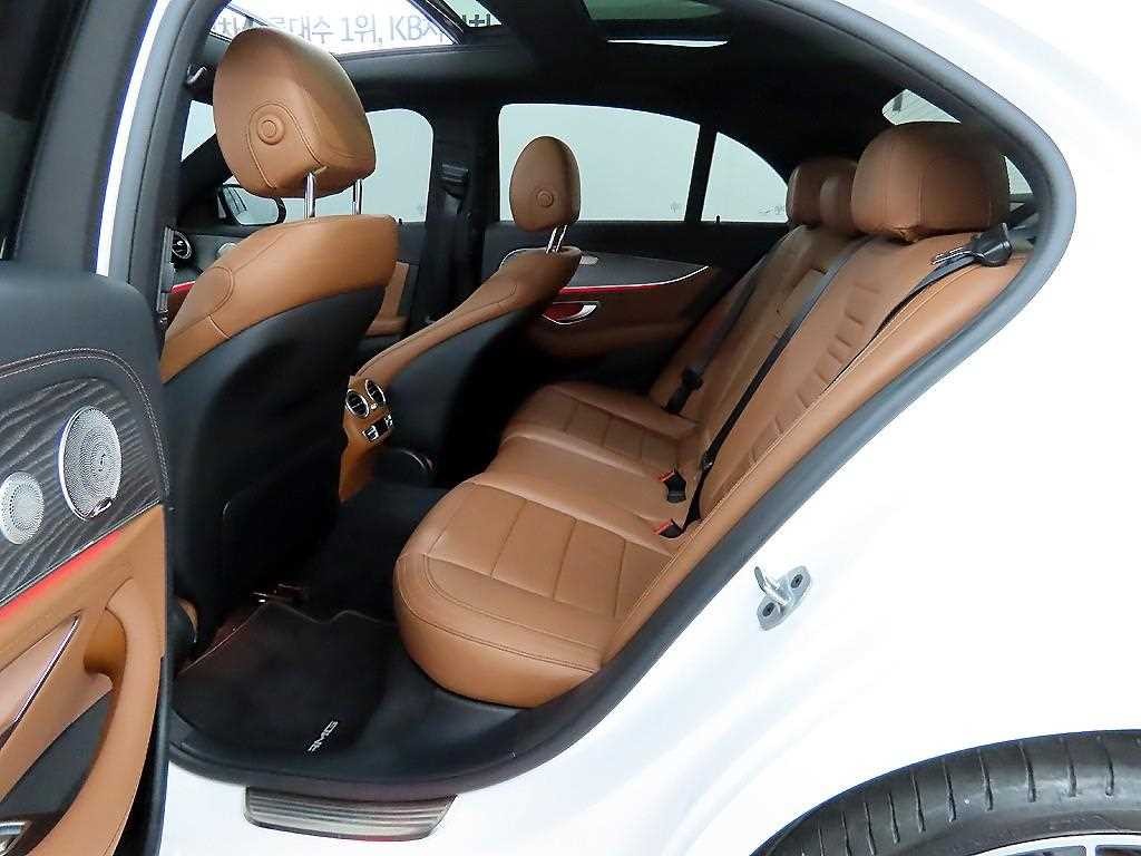 벤츠 E 클래스 E-클래스 W213 E350 4MATIC 아방가르드 이미지 6