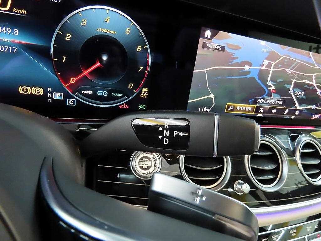 벤츠 E 클래스 E-클래스 W213 E450 4MATIC 익스클루시브 이미지 10