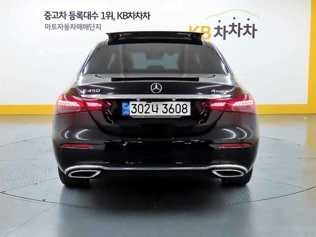 벤츠 E 클래스 E-클래스 W213 E450 4MATIC 익스클루시브 이미지 3