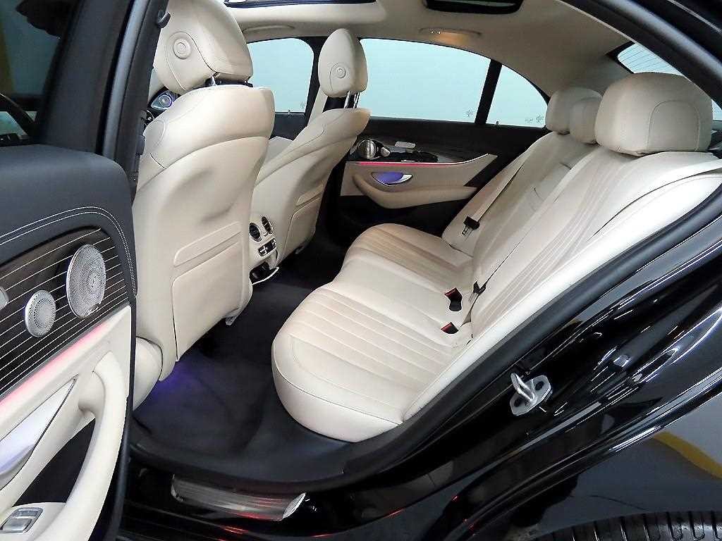 벤츠 E 클래스 E-클래스 W213 E450 4MATIC 익스클루시브 이미지 6