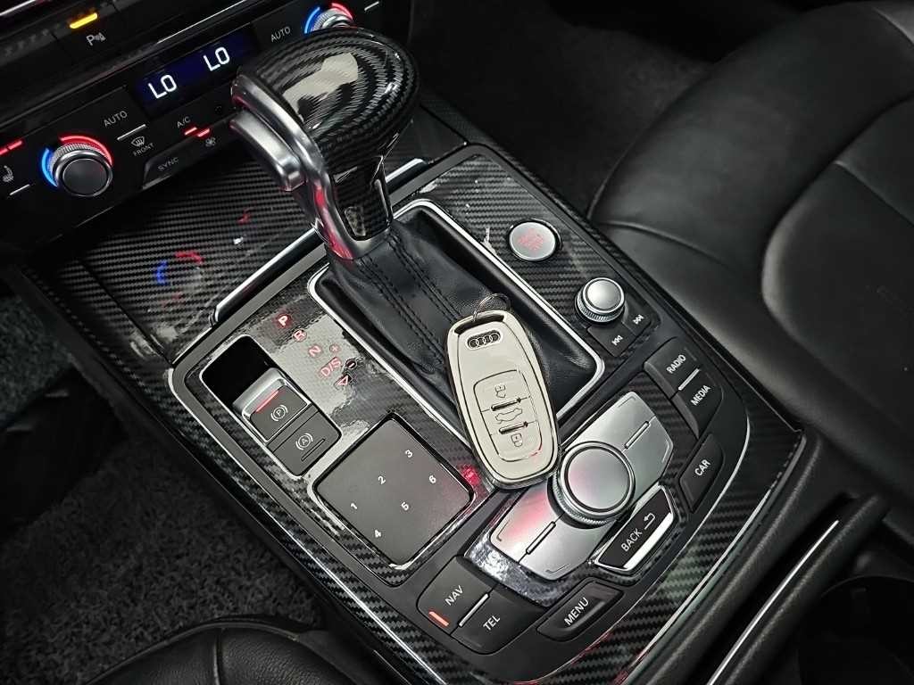 아우디 A7 45 TDI 콰트로 이미지 8