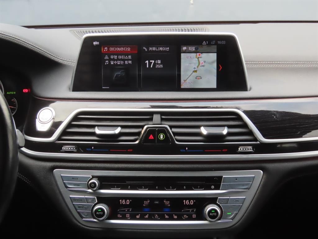 BMW 7시리즈 7시리즈 (G11) 740Li xDrive M SPORT 스포츠 이미지 12