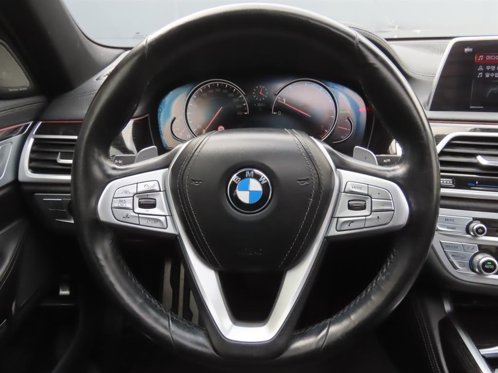 BMW 7시리즈 7시리즈 (G11) 740Li xDrive M SPORT 스포츠 이미지 13