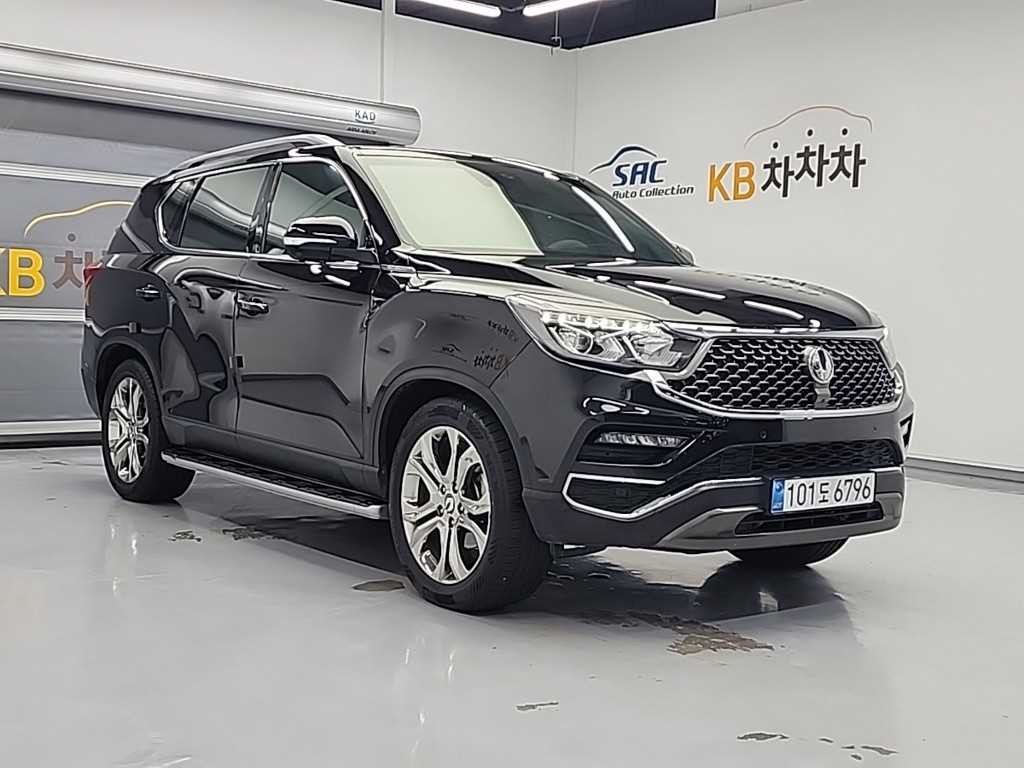 KG모빌리티(쌍용) 렉스턴 G4렉스턴 디젤 2.2 4WD 화이트 에디션 이미지 4