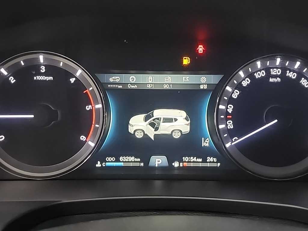 KG모빌리티(쌍용) 렉스턴 G4렉스턴 디젤 2.2 4WD 화이트 에디션 이미지 6