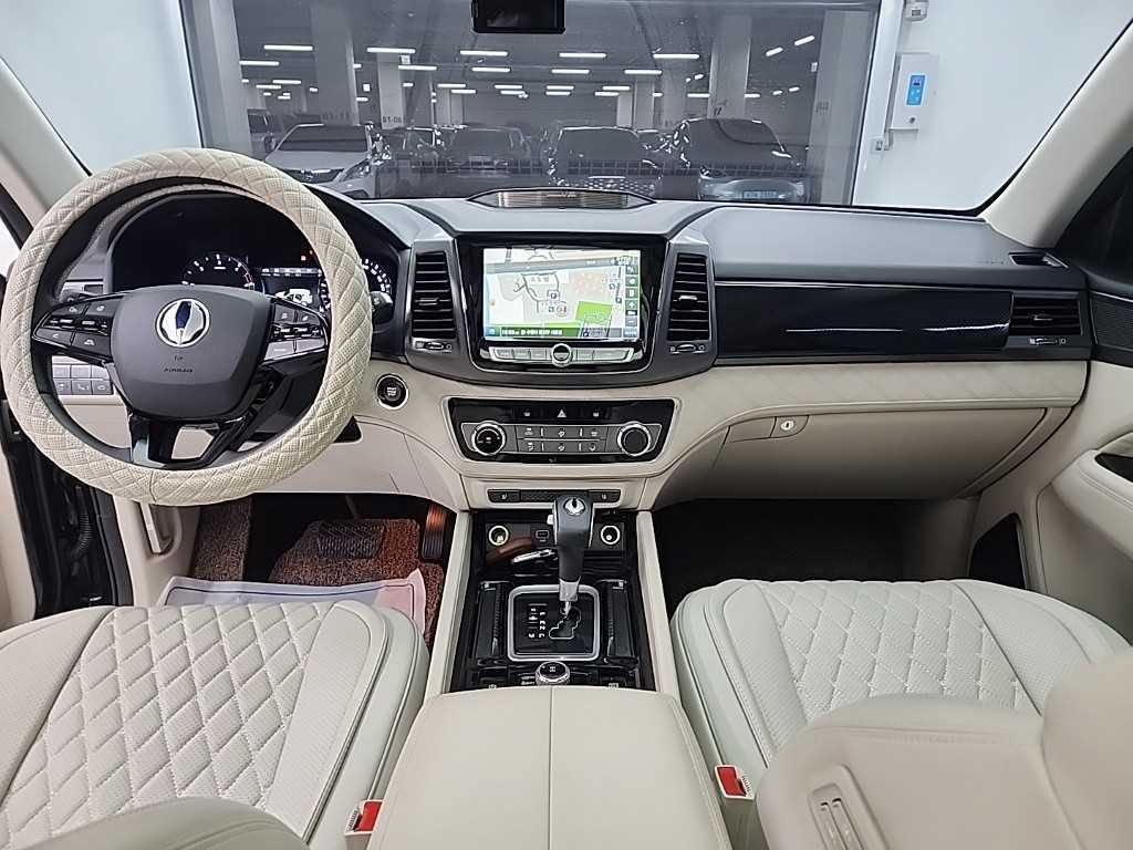KG모빌리티(쌍용) 렉스턴 G4렉스턴 디젤 2.2 4WD 화이트 에디션 이미지 7