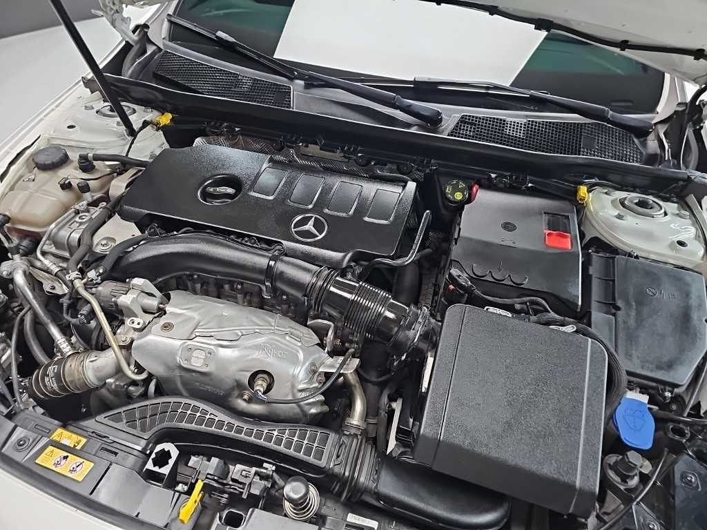 벤츠 A 클래스 A클래스 W177 A220 세단 이미지 5