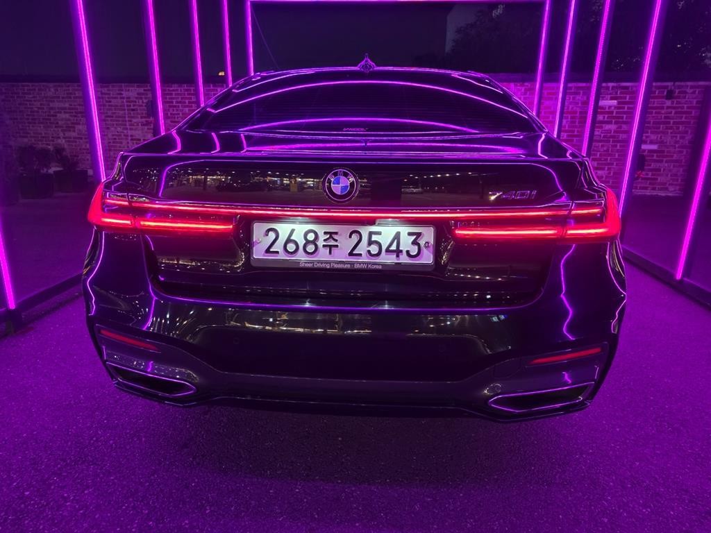 BMW 7시리즈 7시리즈 (G11) 740I M 스포츠 패키지 이미지 4
