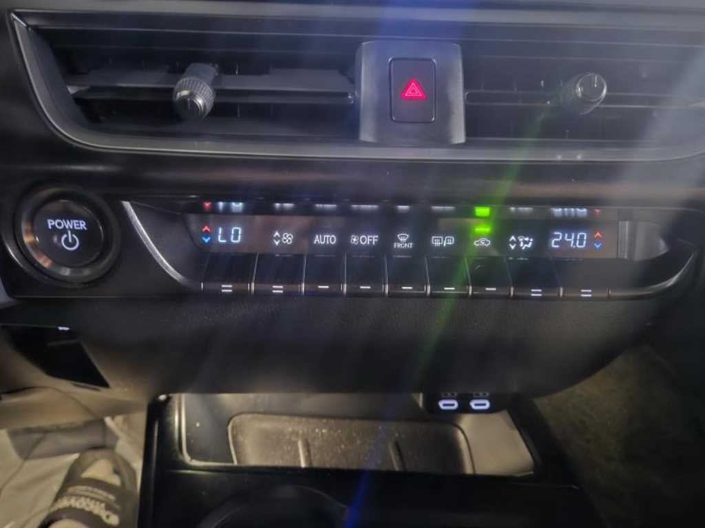 렉서스 UX UX 250h 2.0 2WD 이미지 12