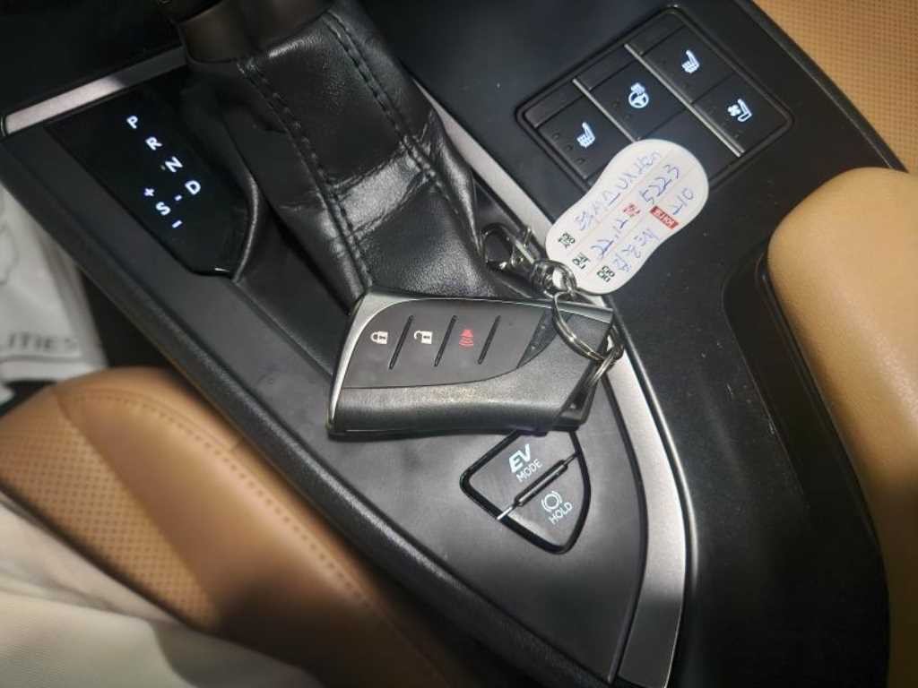 렉서스 UX UX 250h 2.0 2WD 이미지 17