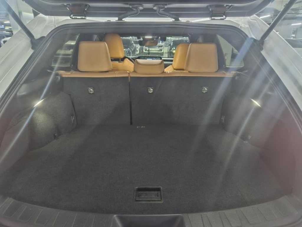 렉서스 UX UX 250h 2.0 2WD 이미지 18