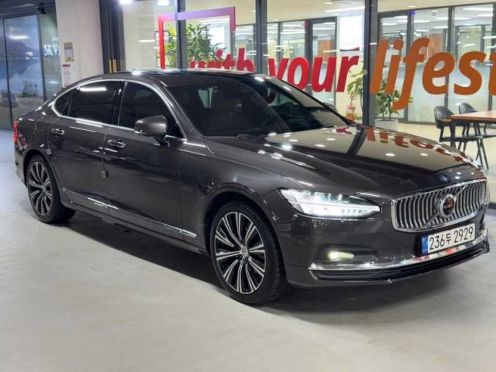볼보 S90 B5 인스크립션 이미지 1