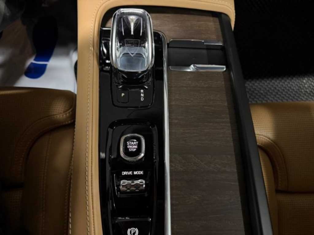 볼보 S90 B5 인스크립션 이미지 12