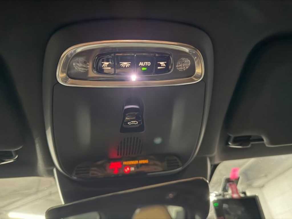 볼보 S90 B5 인스크립션 이미지 13