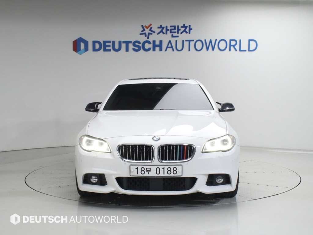 BMW 5시리즈 5시리즈 (F10) 520d xDrive M 에어로다이나믹 프로 이미지 3