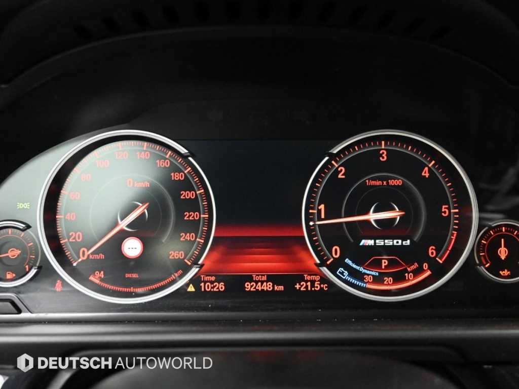 BMW 5시리즈 5시리즈 (F10) 520d xDrive M 에어로다이나믹 프로 이미지 8