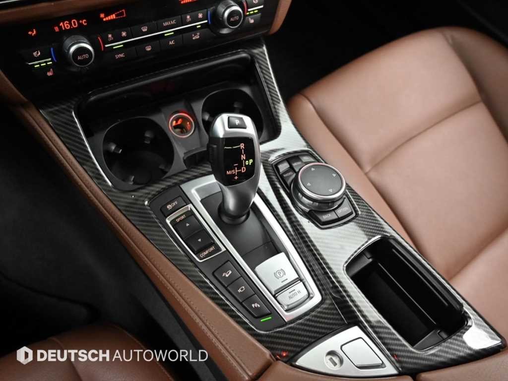 BMW 5시리즈 5시리즈 (F10) 520d xDrive M 에어로다이나믹 프로 이미지 9