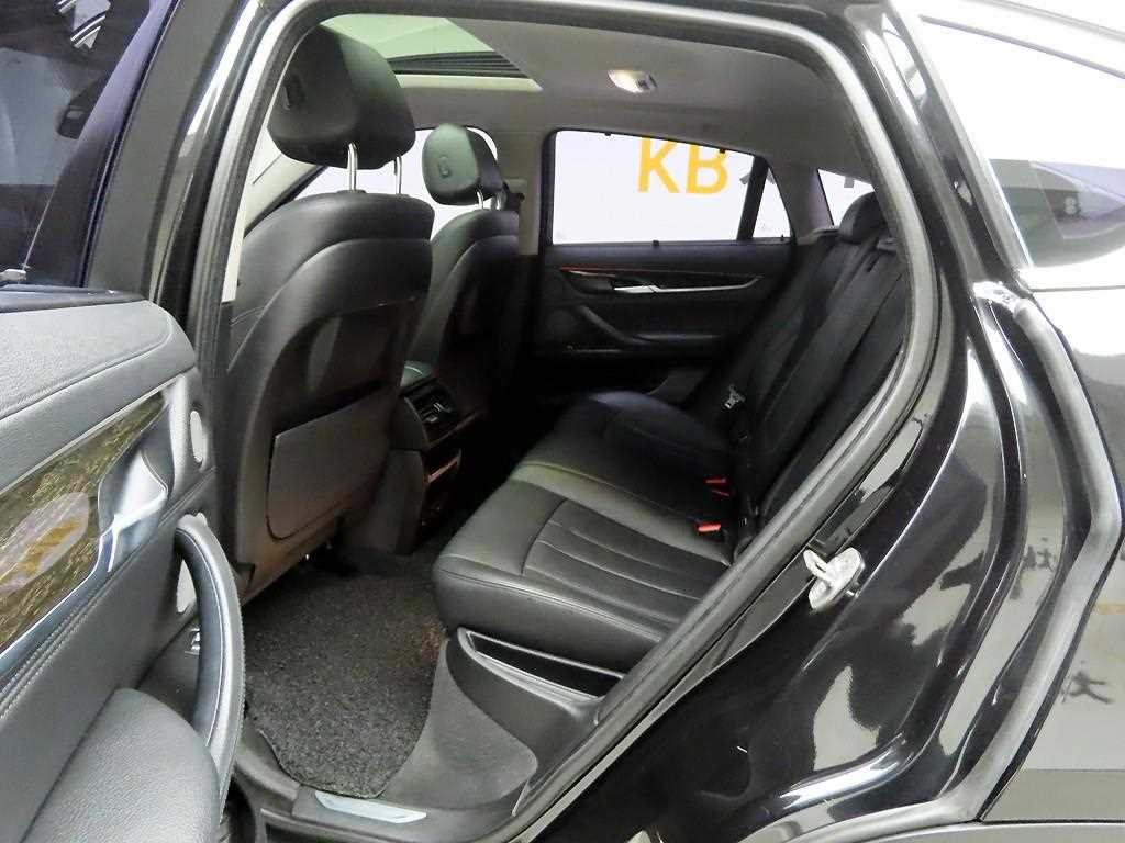 BMW X6 X6 (F16) xDrive 30d 이미지 12