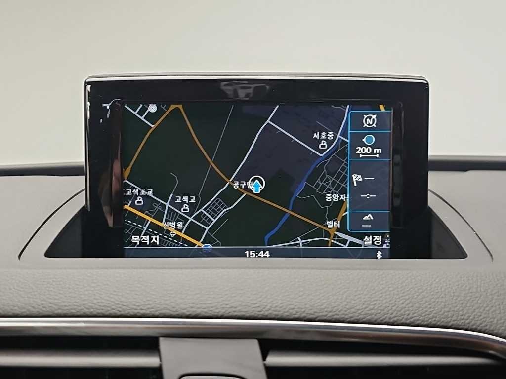 아우디 Q3 35 TDI 콰트로 디자인라인 이미지 14
