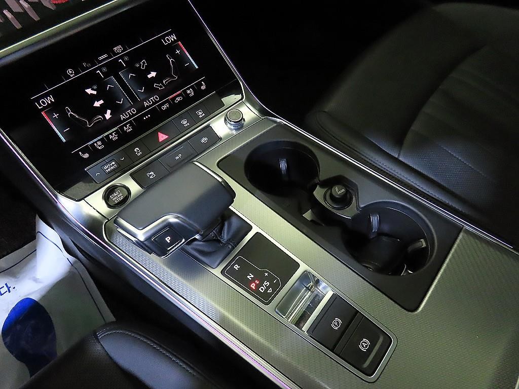 아우디 A6 A6 (C8) 40 TDI 이미지 12