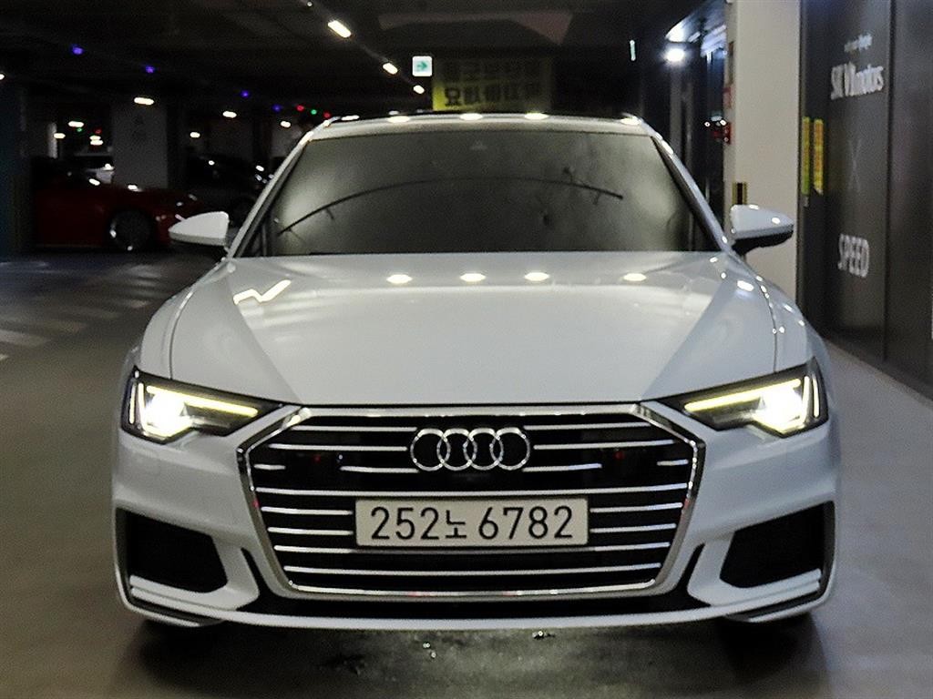 아우디 A6 A6 (C8) 40 TDI 이미지 2
