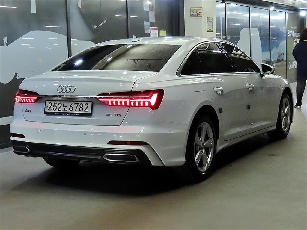 아우디 A6 A6 (C8) 40 TDI 이미지 4