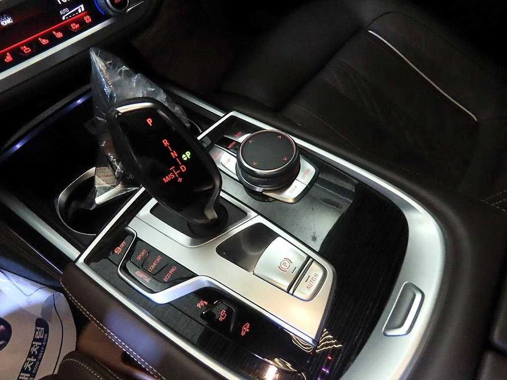 BMW 7시리즈 7시리즈 (G11) 730Ld xDrive M 스포츠 이미지 12