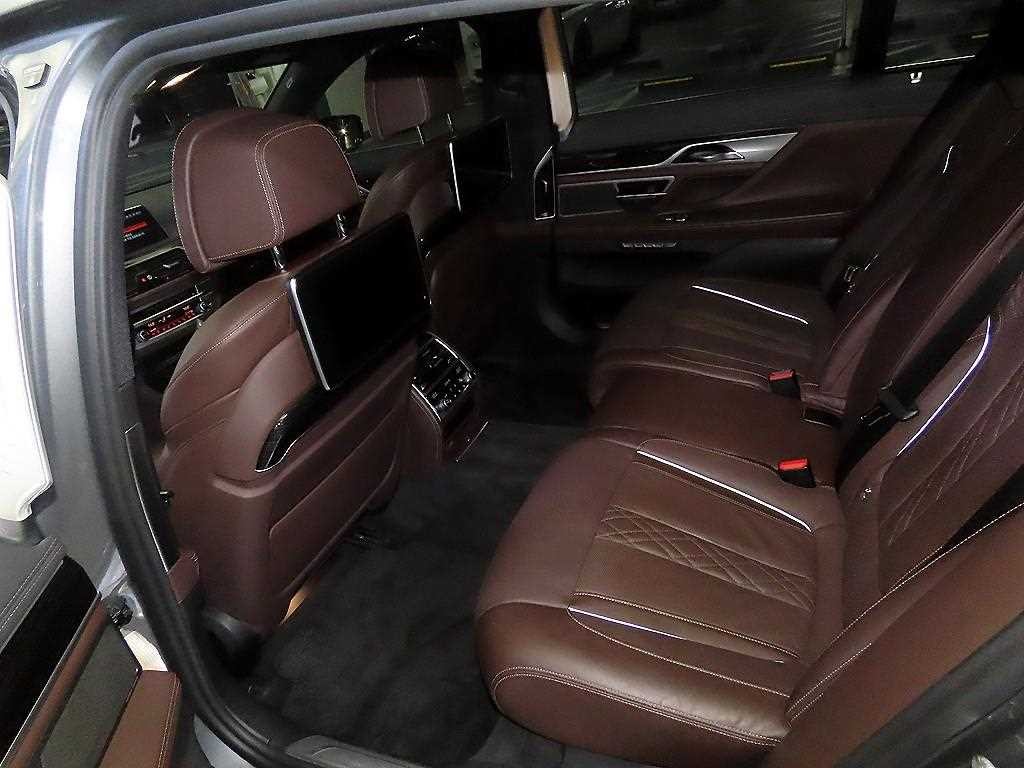 BMW 7시리즈 7시리즈 (G11) 730Ld xDrive M 스포츠 이미지 7