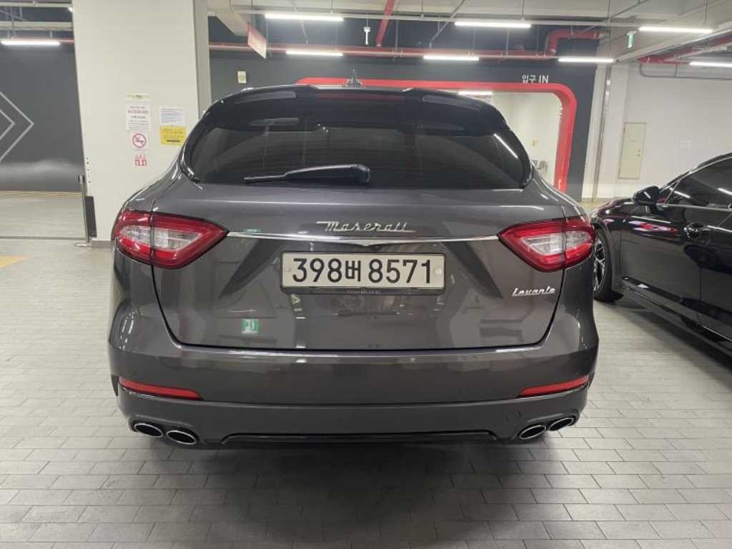 마세라티 르반떼 3.0 S AWD 스포츠 이미지 3