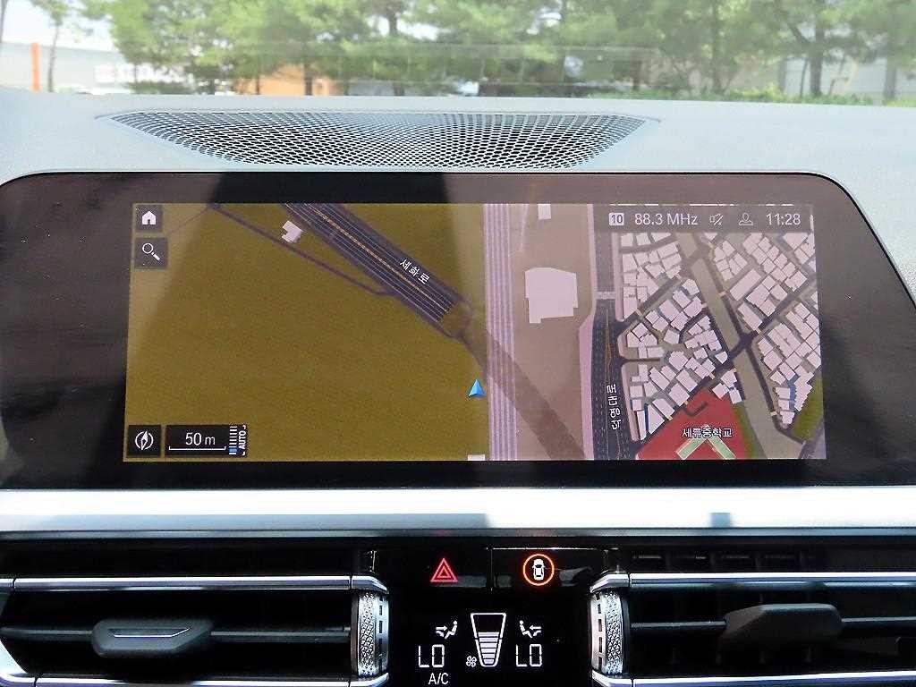 BMW 3시리즈 3시리즈 (G20) 320e M 스포츠 이미지 14
