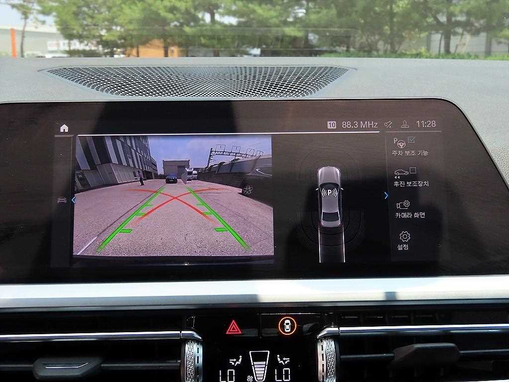 BMW 3시리즈 3시리즈 (G20) 320e M 스포츠 이미지 15