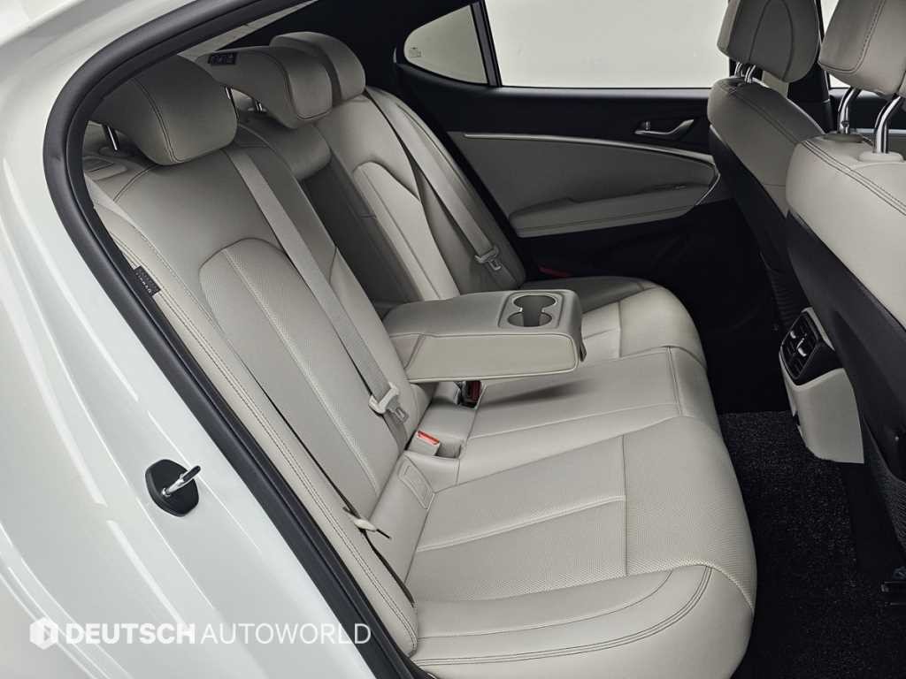제네시스 G70 더 뉴 G70 가솔린 3.3T 2WD 이미지 12