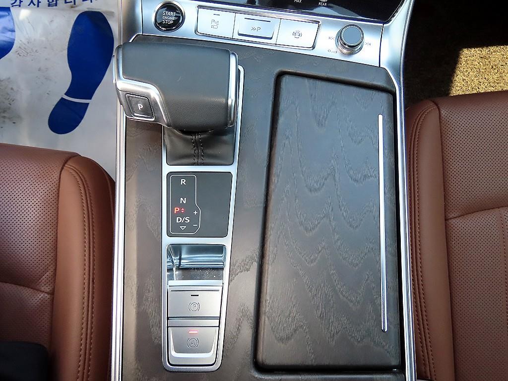 아우디 A6 A6 (C8) 45 TFSI 이미지 11