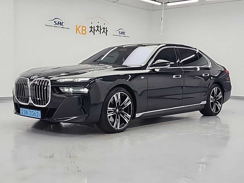 BMW i7 BMW i7 xDrive 60 M 스포츠 이그제큐티브 팩 이미지 2